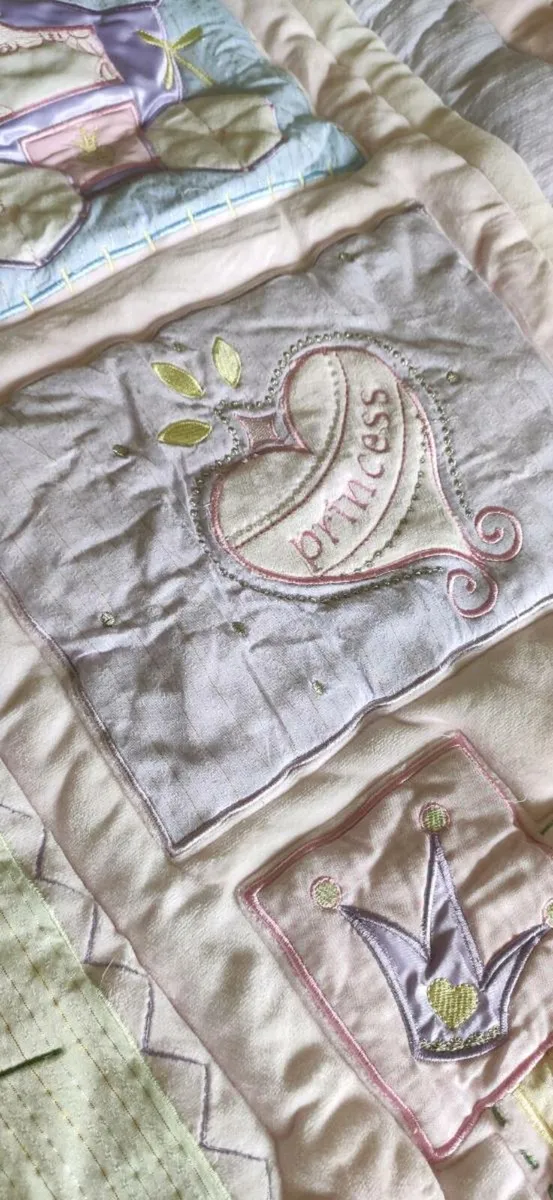 Kids Line Camelot Princess cot bed set - Image 3