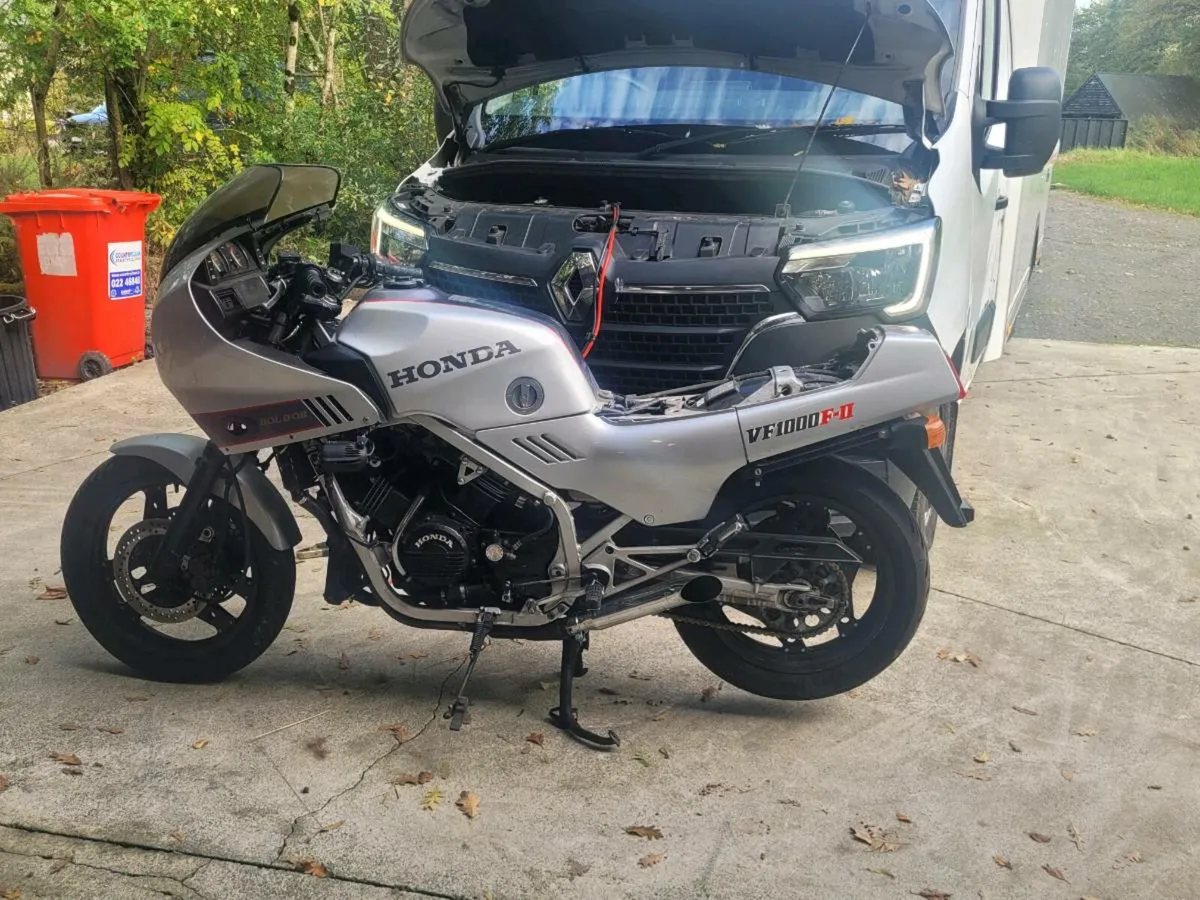 VF1000