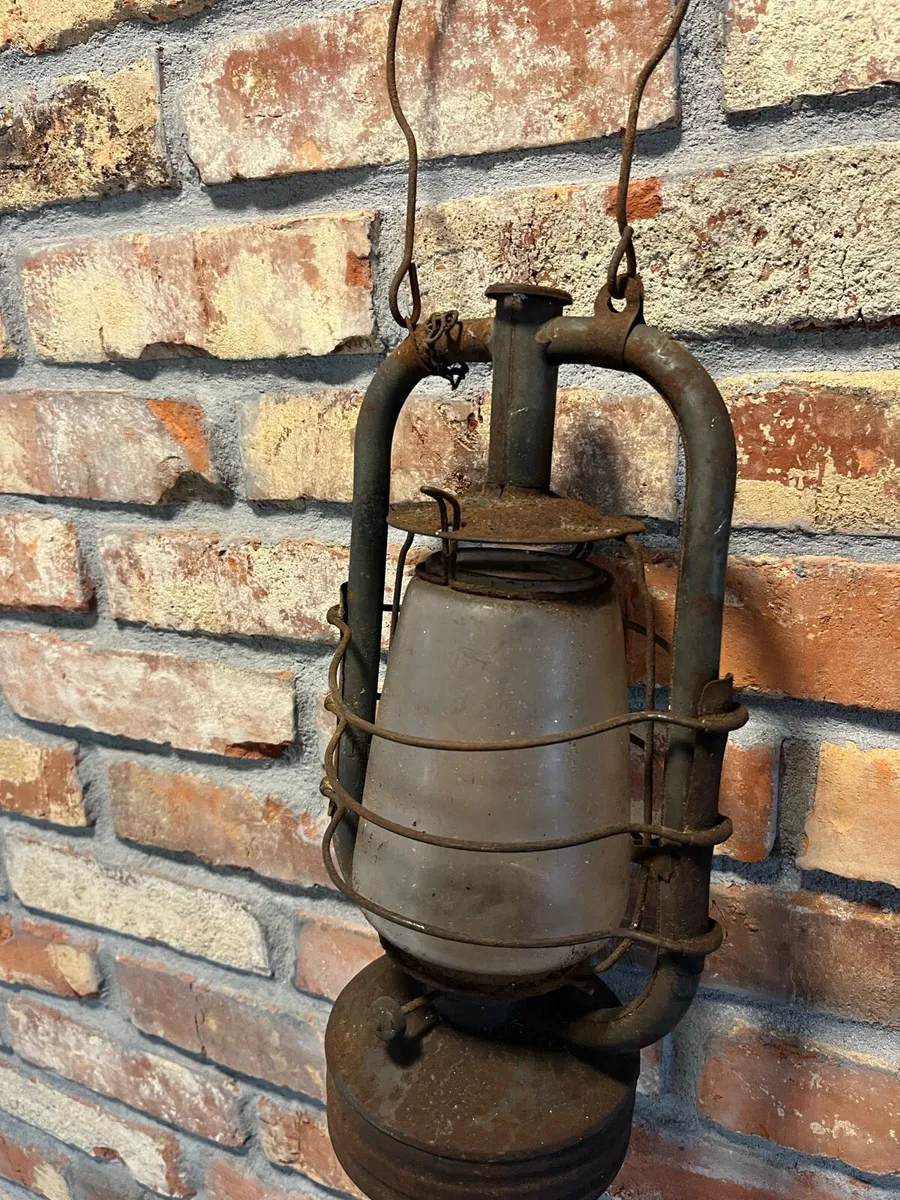 Vintage oil lamp - Image 3