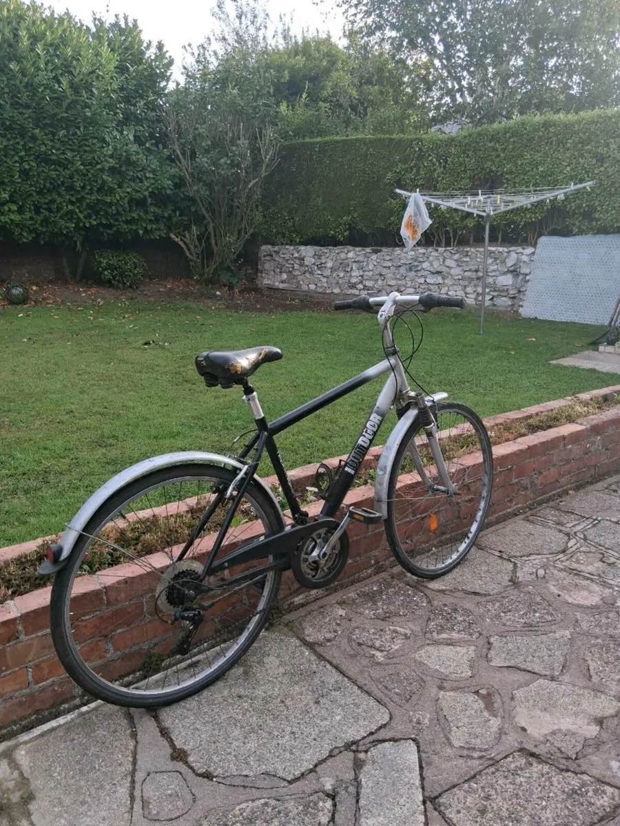 Gents bicycle - Image 1