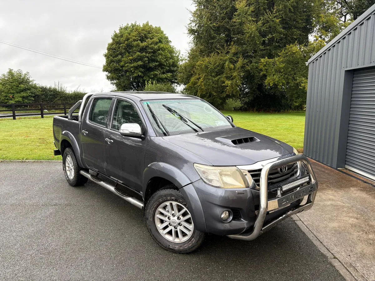 2014 Toyota Hilux 3.0d4d Invincible - Image 3