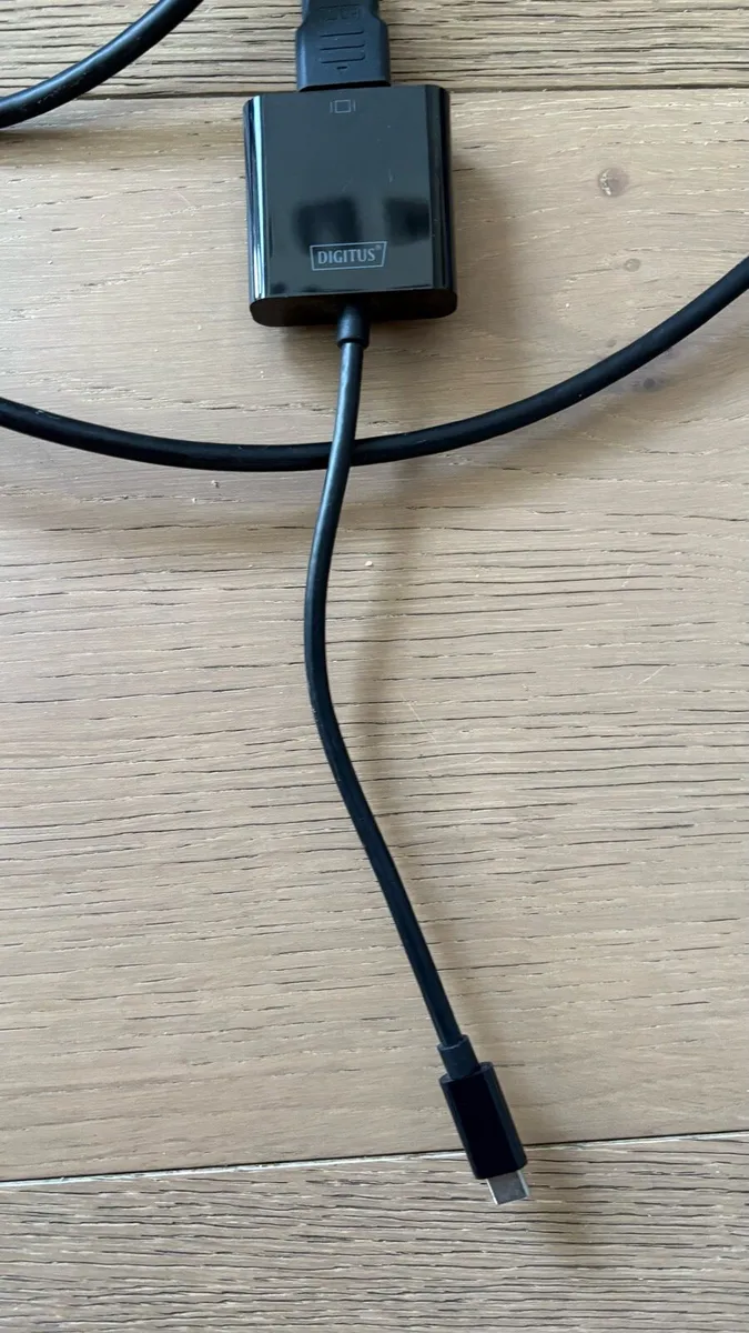 AOC 24 in LCD Monitor - Image 2