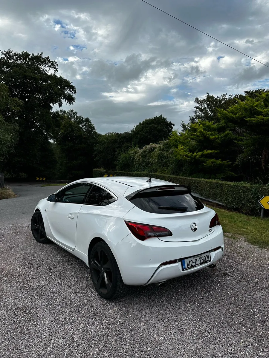 VAUXHALL ASTRA 1.6 I GTC TURBO SRI LOW MILLAGE - Image 4