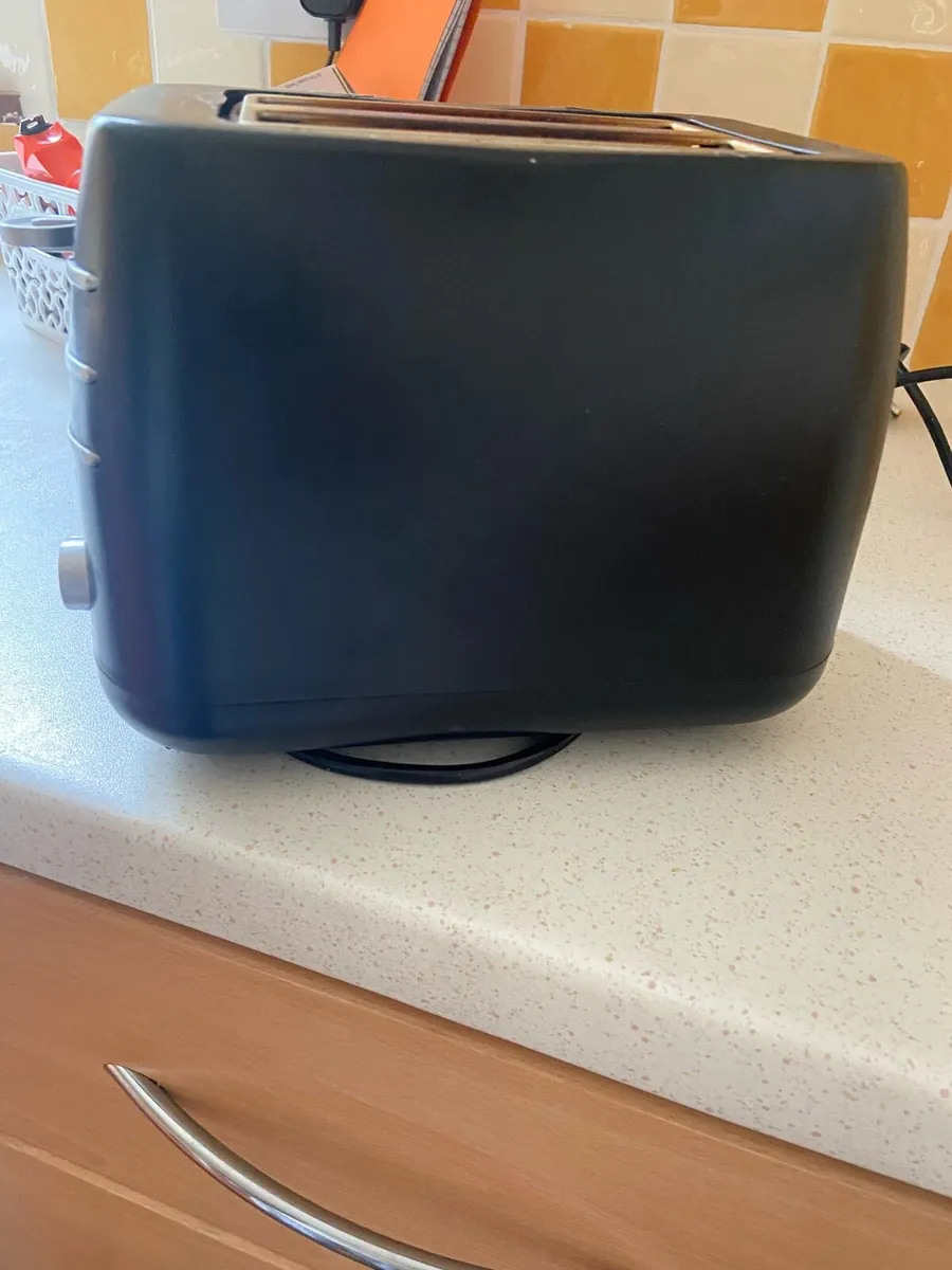 Toaster - Image 2