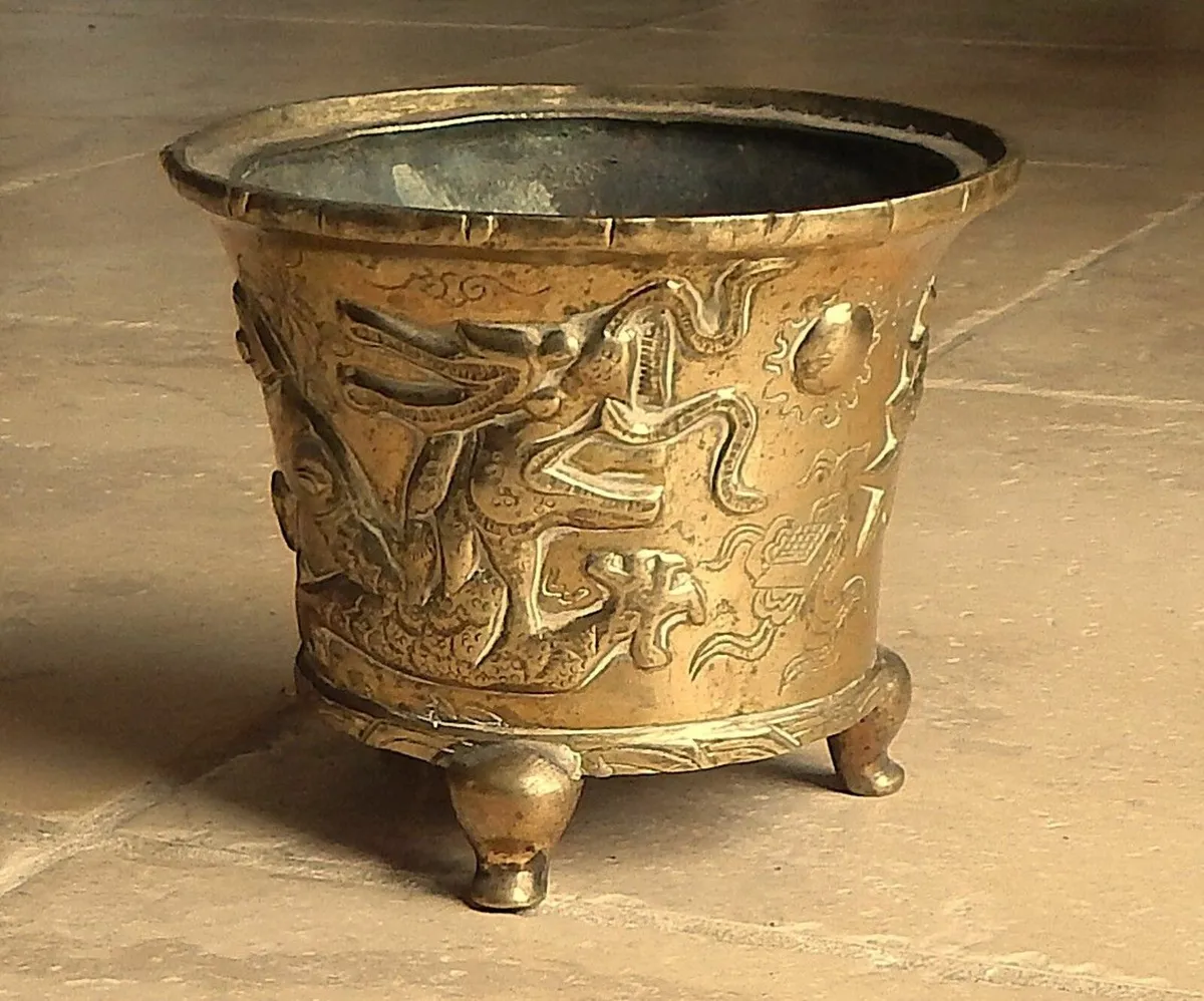 Solid Brass Chinese Planter with Embossed Dragon - Image 1