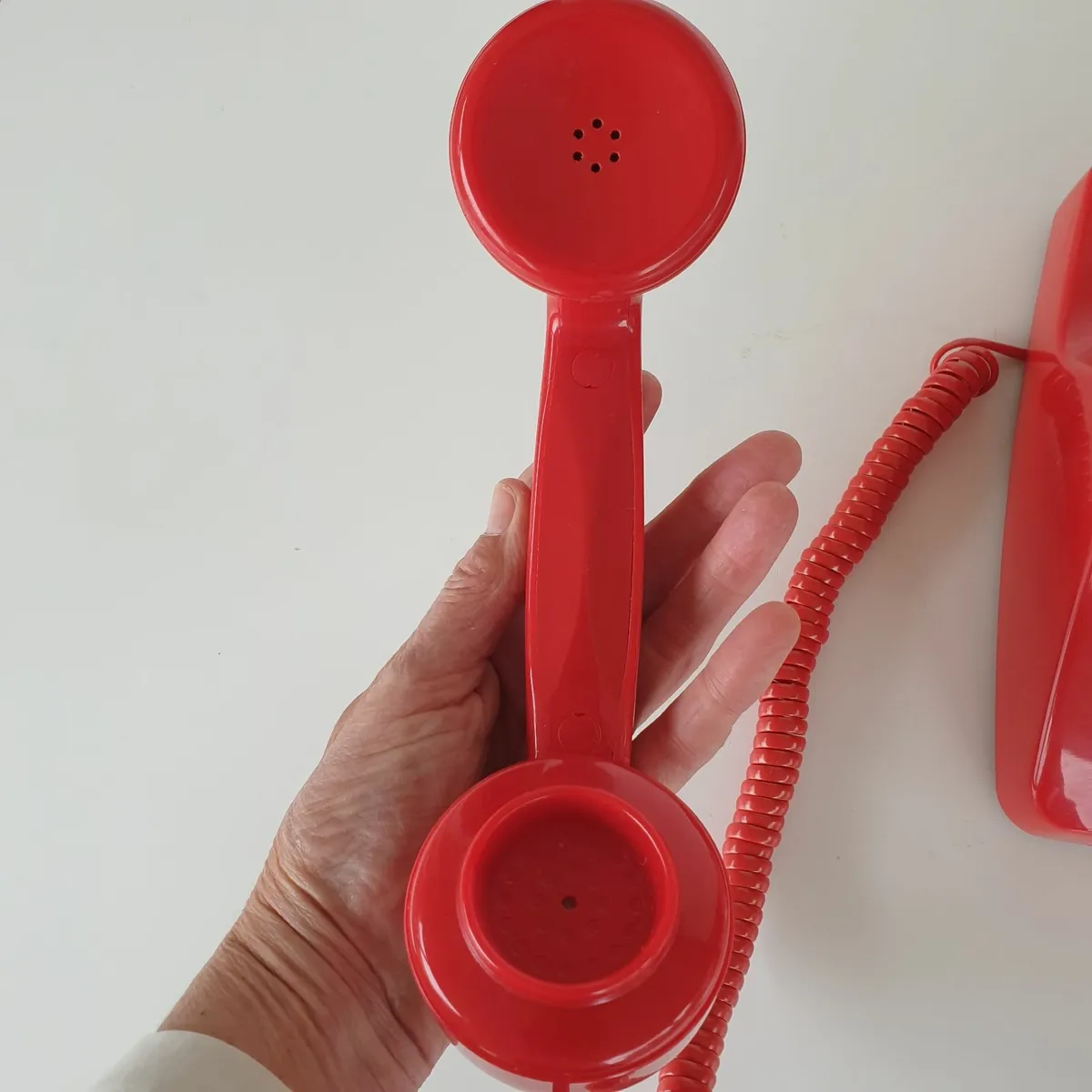Retro style red telephone PROP - Image 4