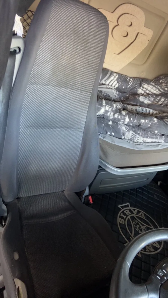 Scania seats - Image 3