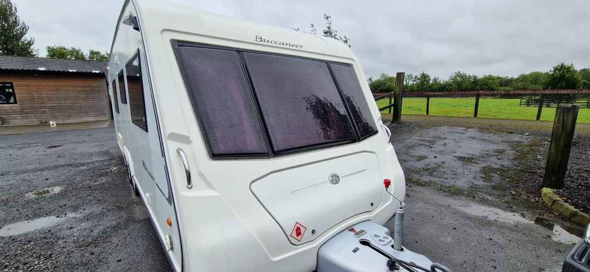 Buccaneer Schooner Caravan fixed bed - Image 2