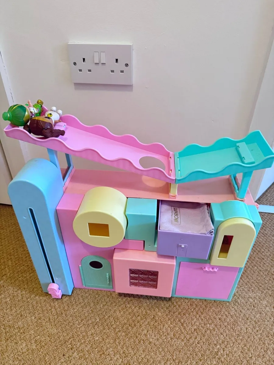 LOL squish magic sand house - Image 1