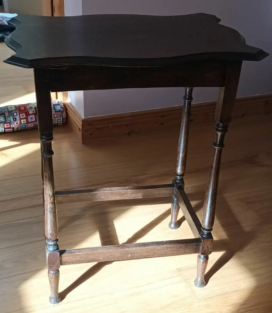 Wooden table - Image 1