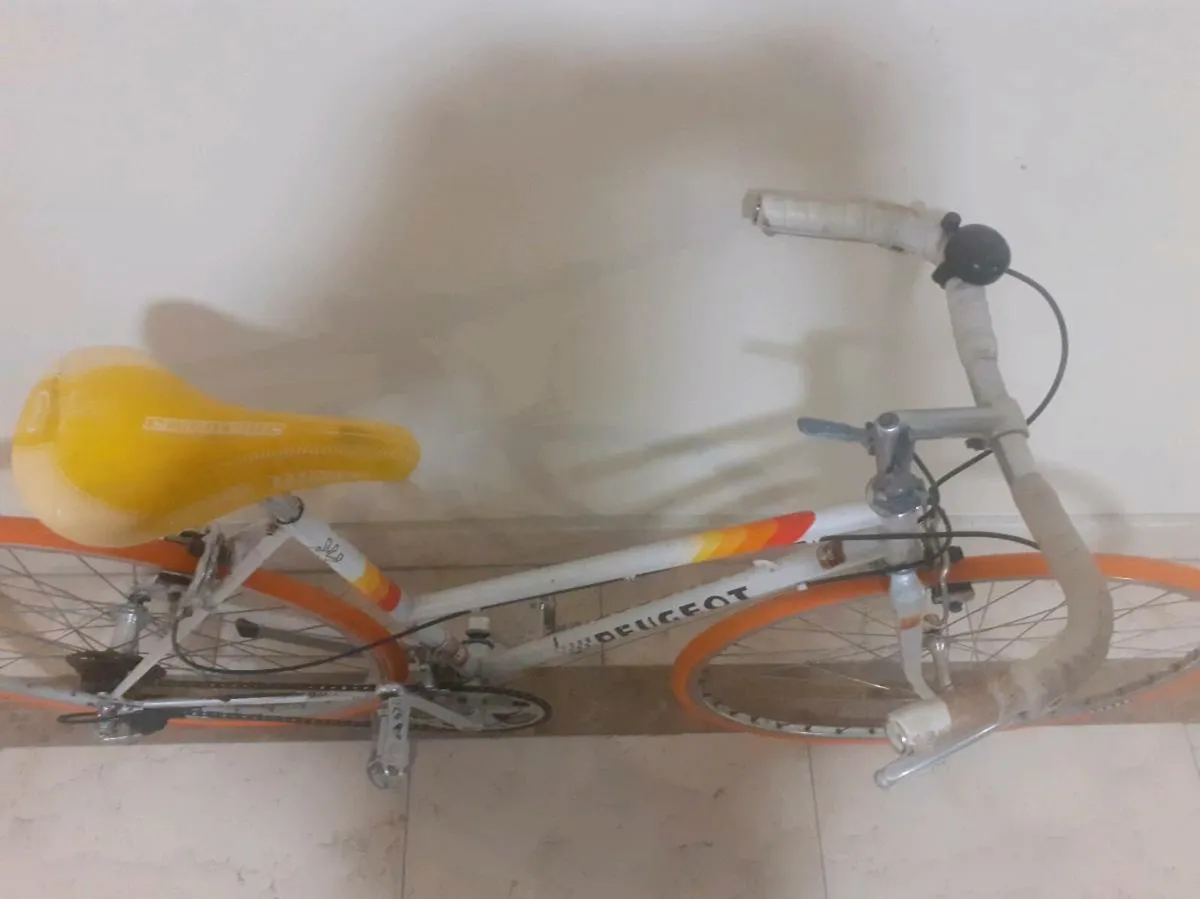 Peugeot ladies bike - Image 2