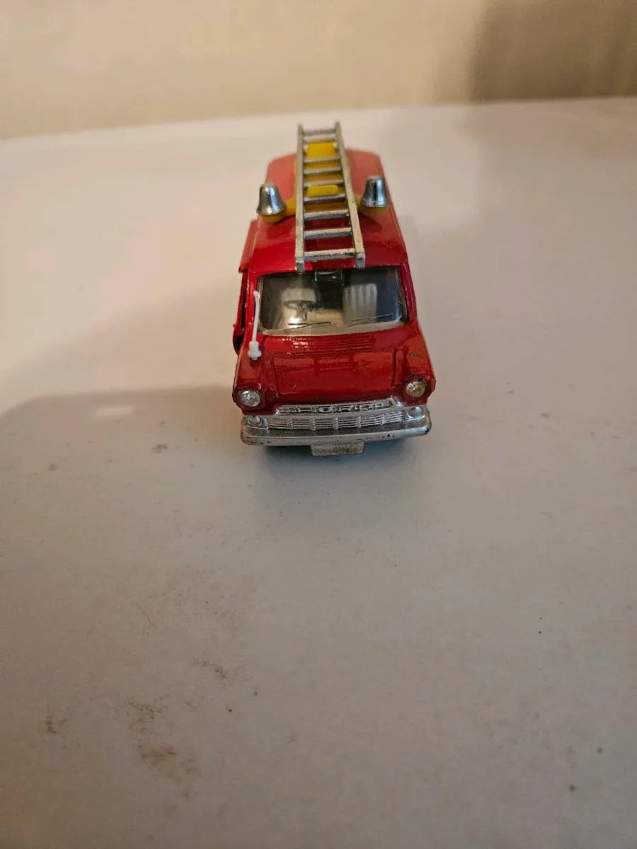 Dinky 1970's Ford Transit Van - Image 2