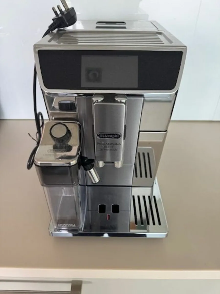 DeLonghi Prima Donna Elite Experience - Image 1