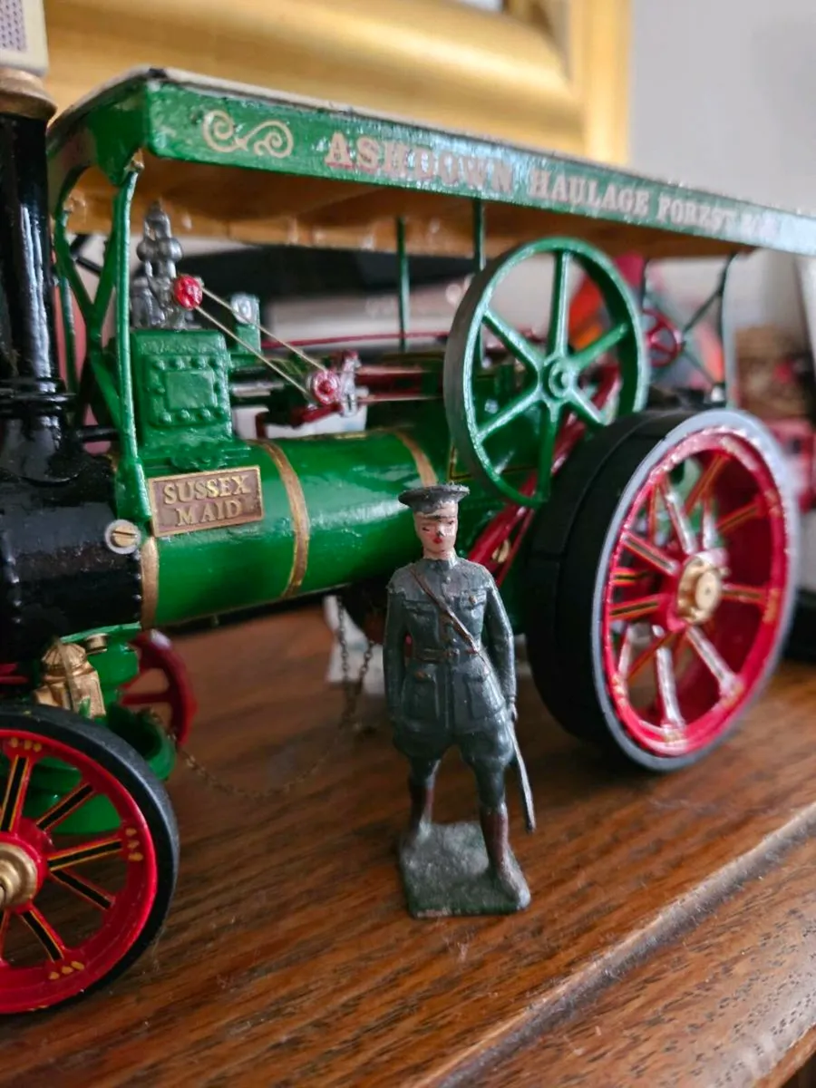 Corgi Die-cast Handbuilt Steam Engine - Image 2