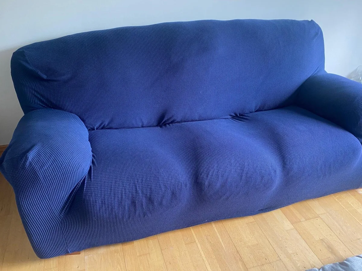 Free couch 3 seater - Image 1