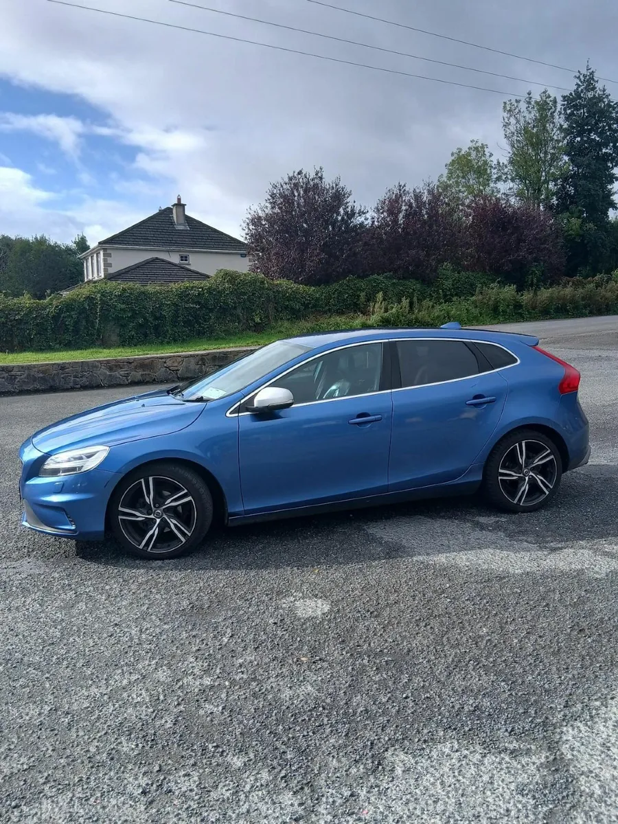 Volvo V40 2016 / R-Design / 2 Year NCT - Image 3
