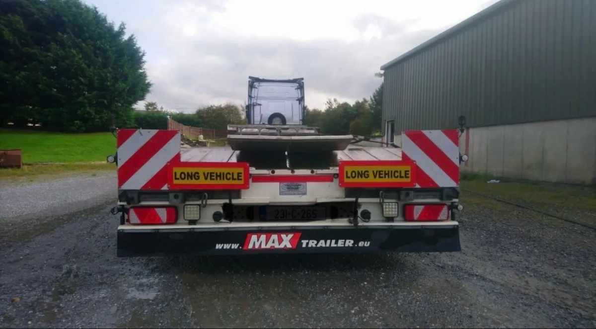 Extendable Low loader - Image 1