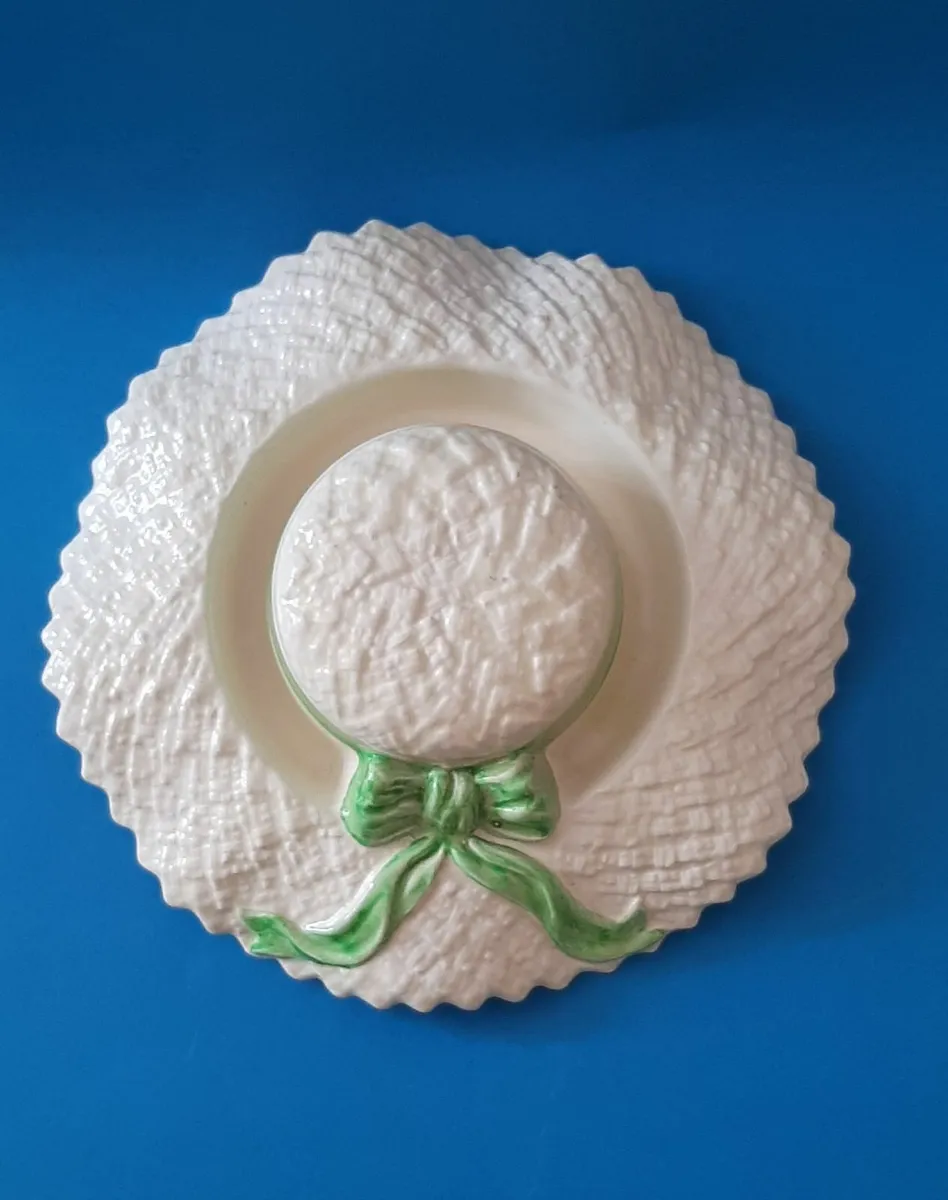 Vintage porcelain hat - Image 1