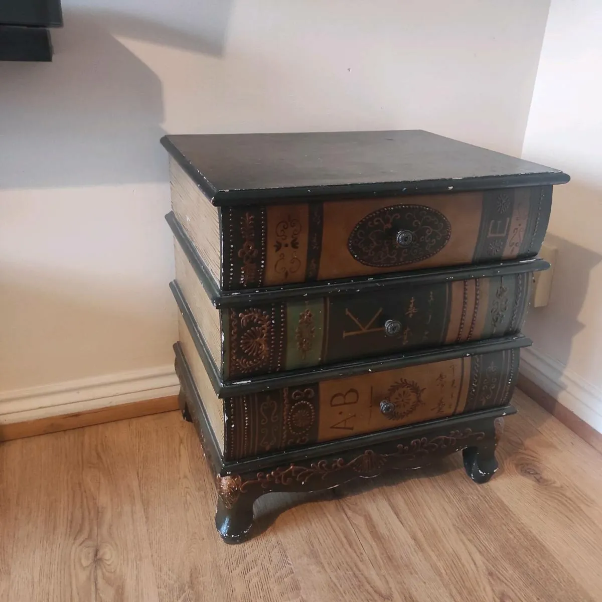 Chest of drawers - Image 2