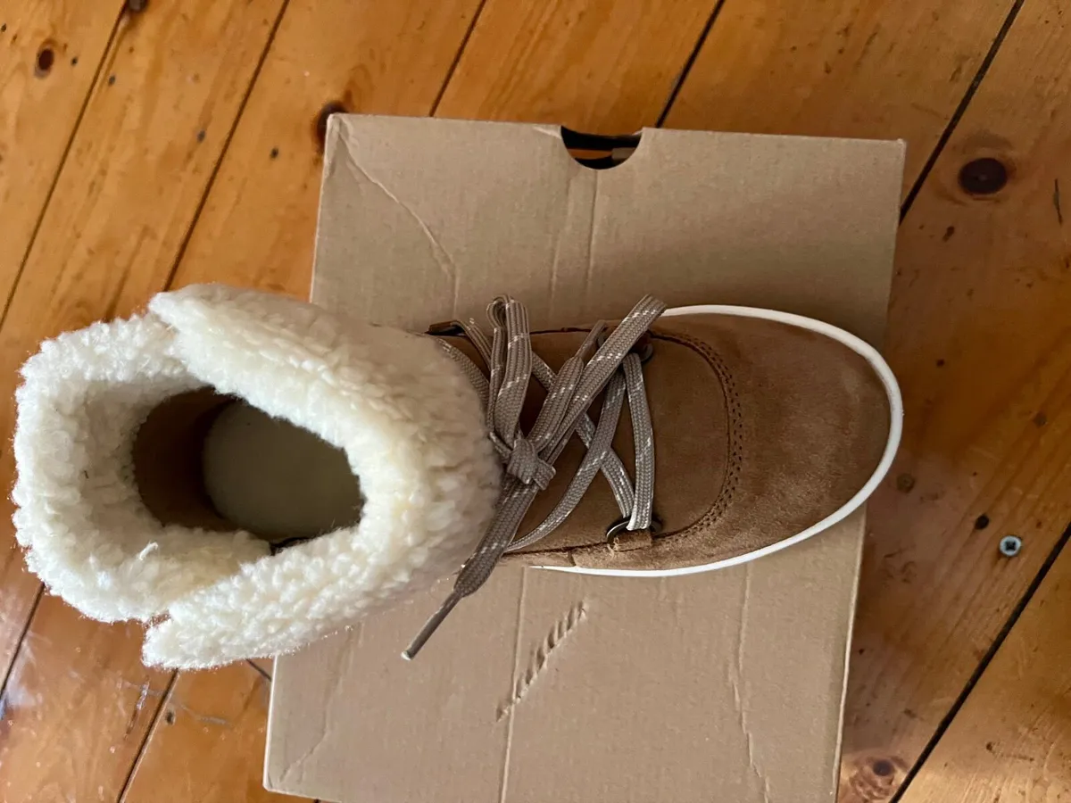 UGG lakesider boots - Image 4