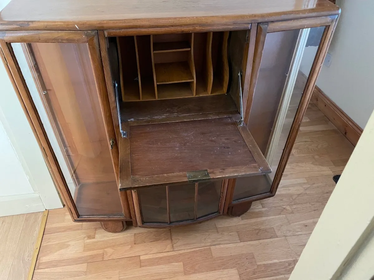 Bureau  / crystal  / trolly - Image 4