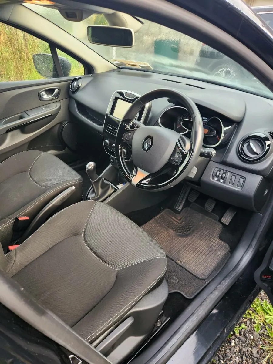 Renault Clio Dynamique Nav 1.1 Petrol - Image 4