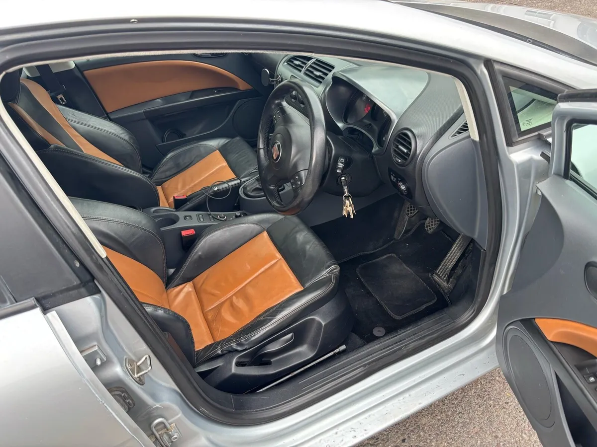 Seat Leon 1.9 TDI SPORT LIMITED EDITION - Image 4