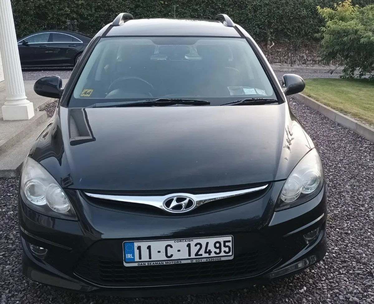 Hyundai i30 2011 ONE OWNER FROM NEW - Image 1