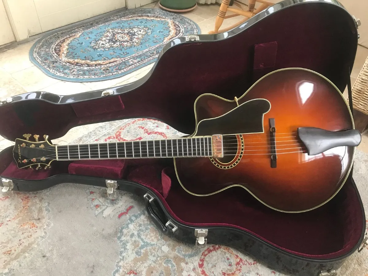 Eastman AR804CE 2005 archtop jazz guitar - Image 1