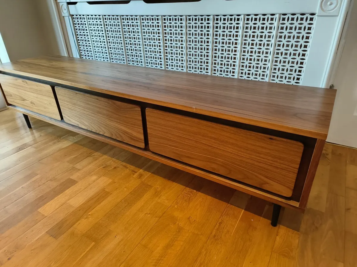 TV unit - Image 2