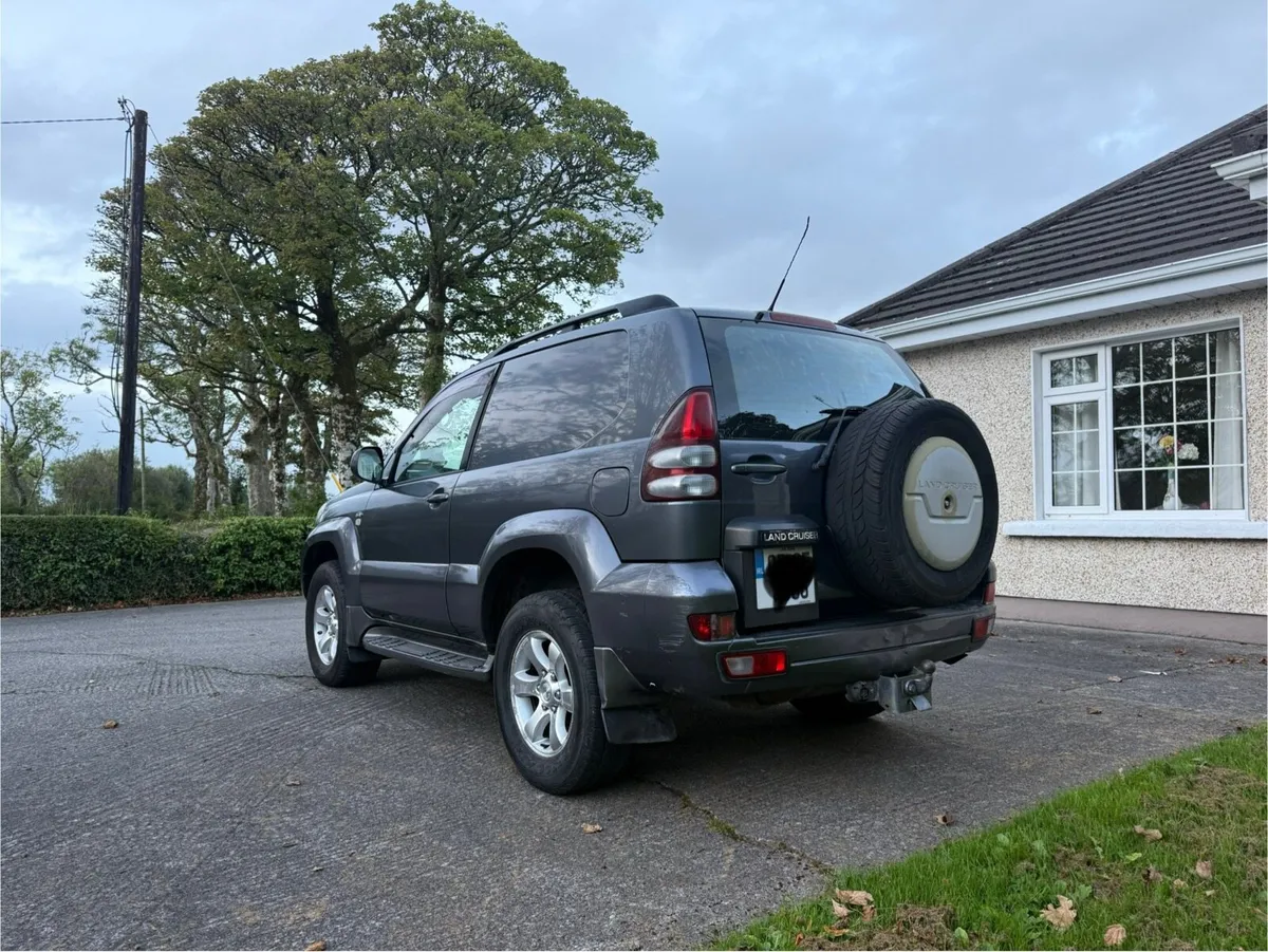 Toyota Landcruiser - Image 4