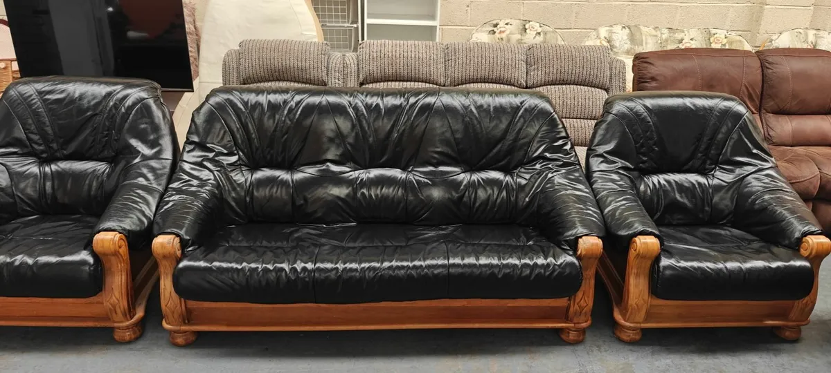 3+1+1 Black Leather Suite - Image 4
