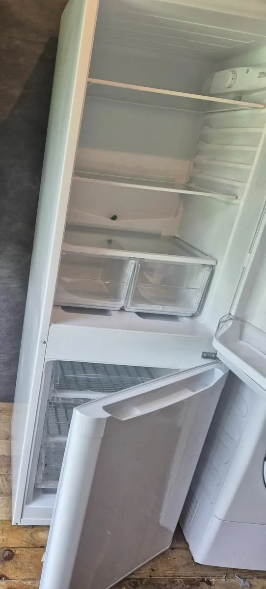 Fridge Freezer 60/40 - Image 2