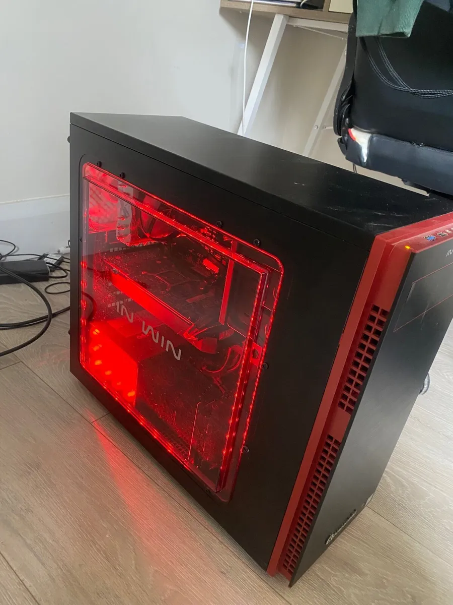 Gaming pc i7 16GB RAM + AROKH keyboard&mouse - Image 1