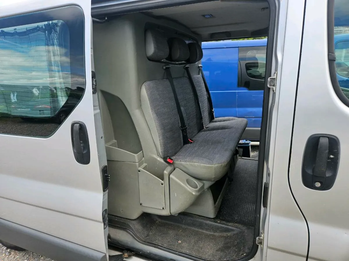 08 renault trafic crewcab - Image 3