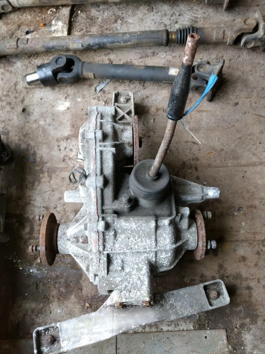 Suzuki Jimny Gearbox, Transfer box,propshafts - Image 2
