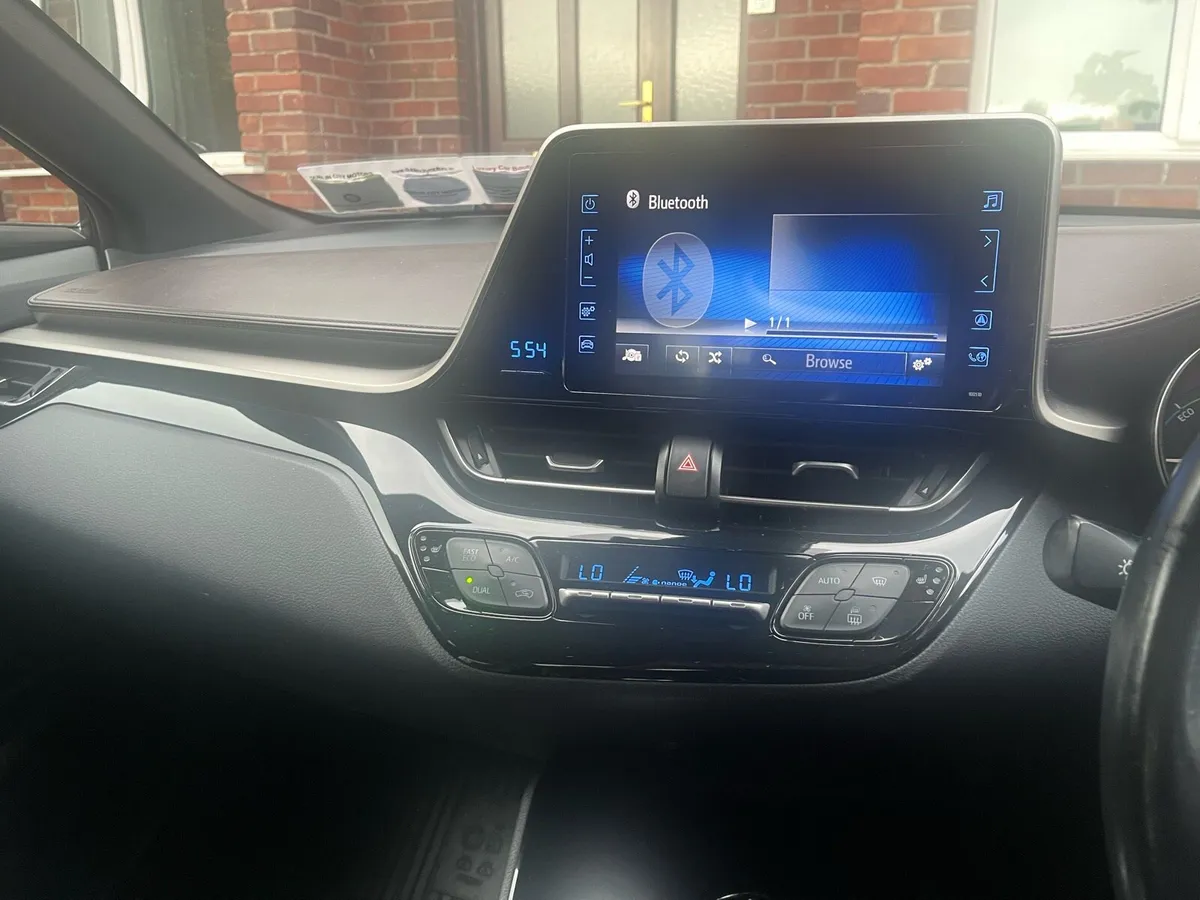 Toyota CHR Sol - Image 3