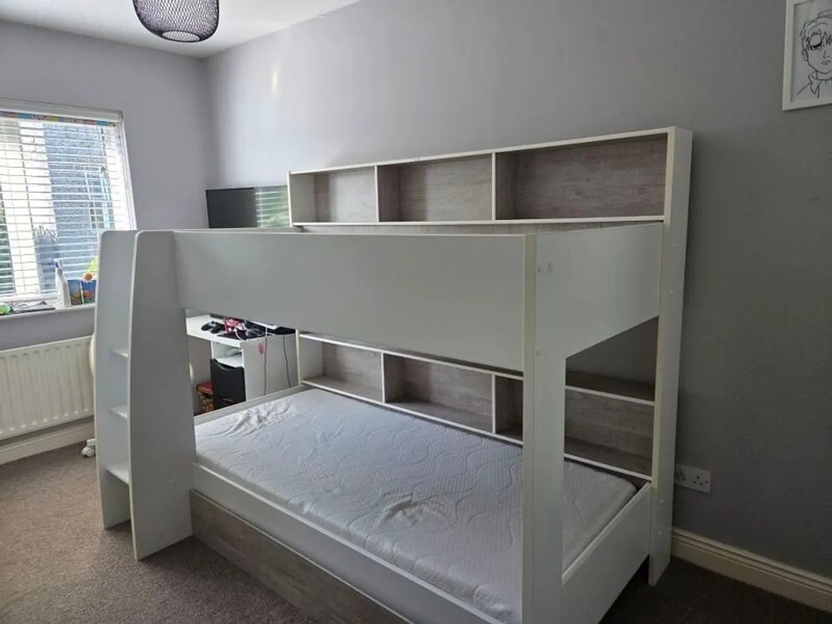 Bunk bed with bookcase - Image 2