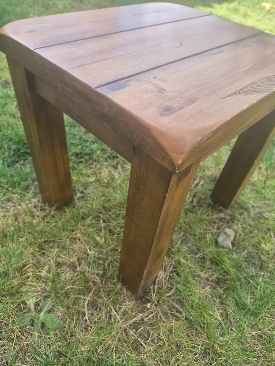 Solid wood side table - Image 3