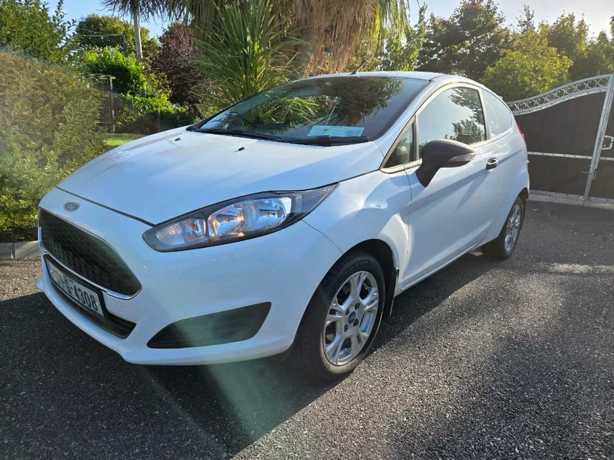 Ford fiesta 171 van - Image 1