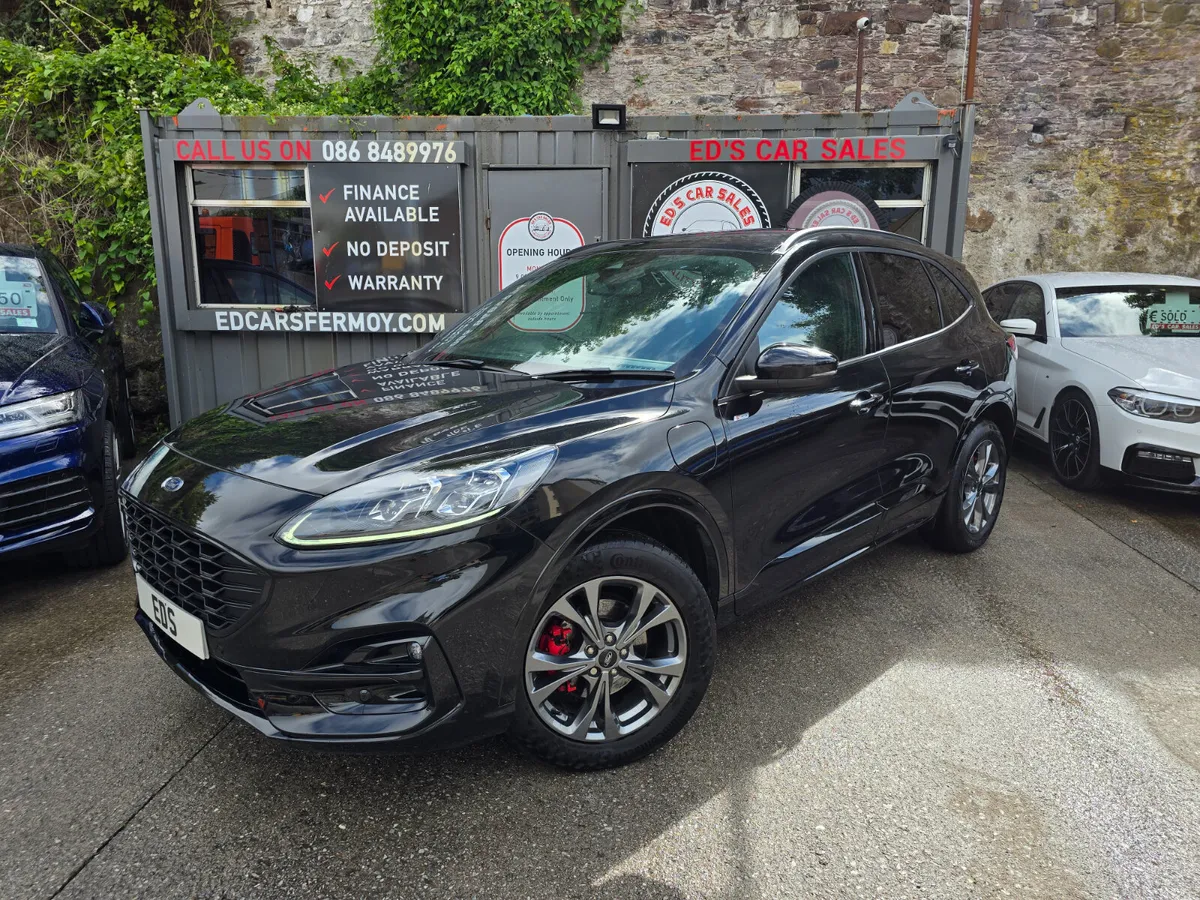Ford Kuga ST-Line Plug In Hybrid 2022 - Image 4