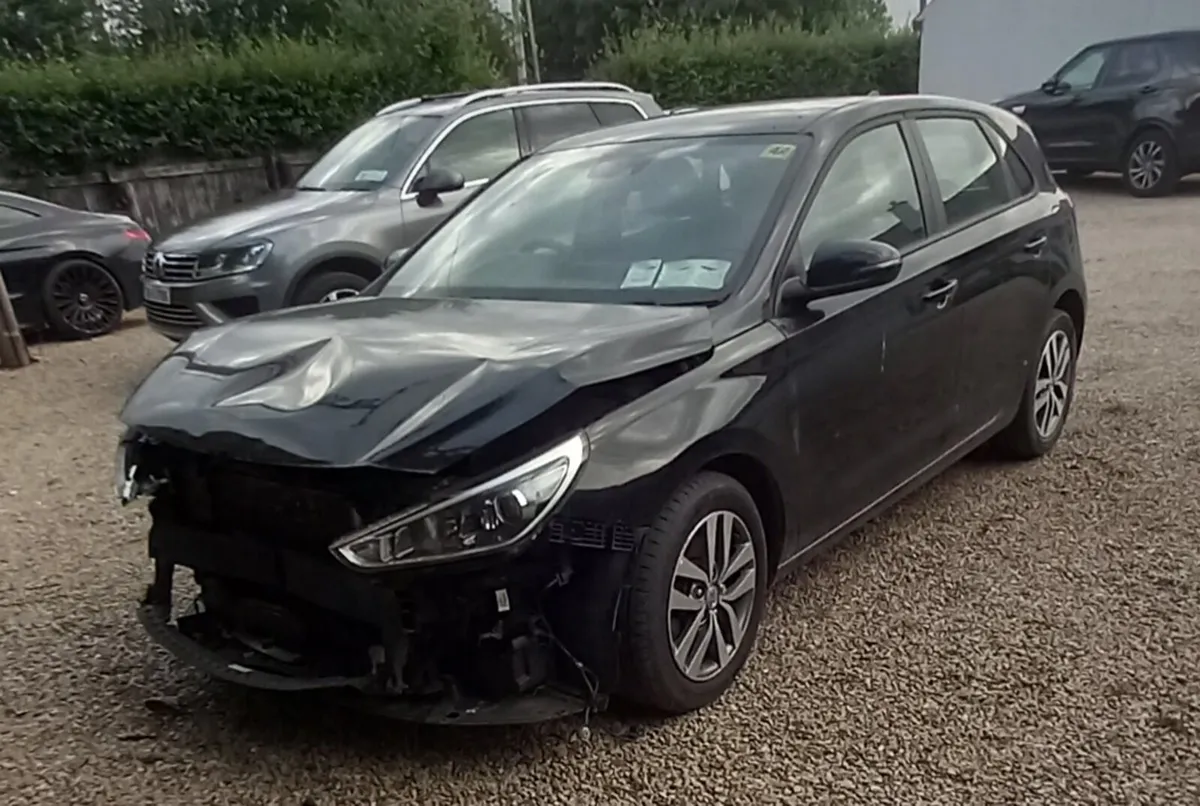 2020 Hyundai i30 64kms  HPI Clear - Image 1