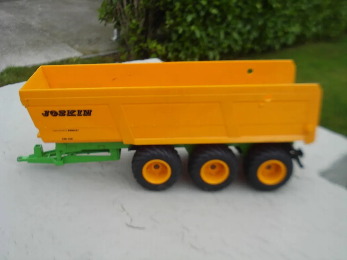 SIKU LARGE DIECAST METAL JOSKIN TRC150 TRAILER. - Image 2