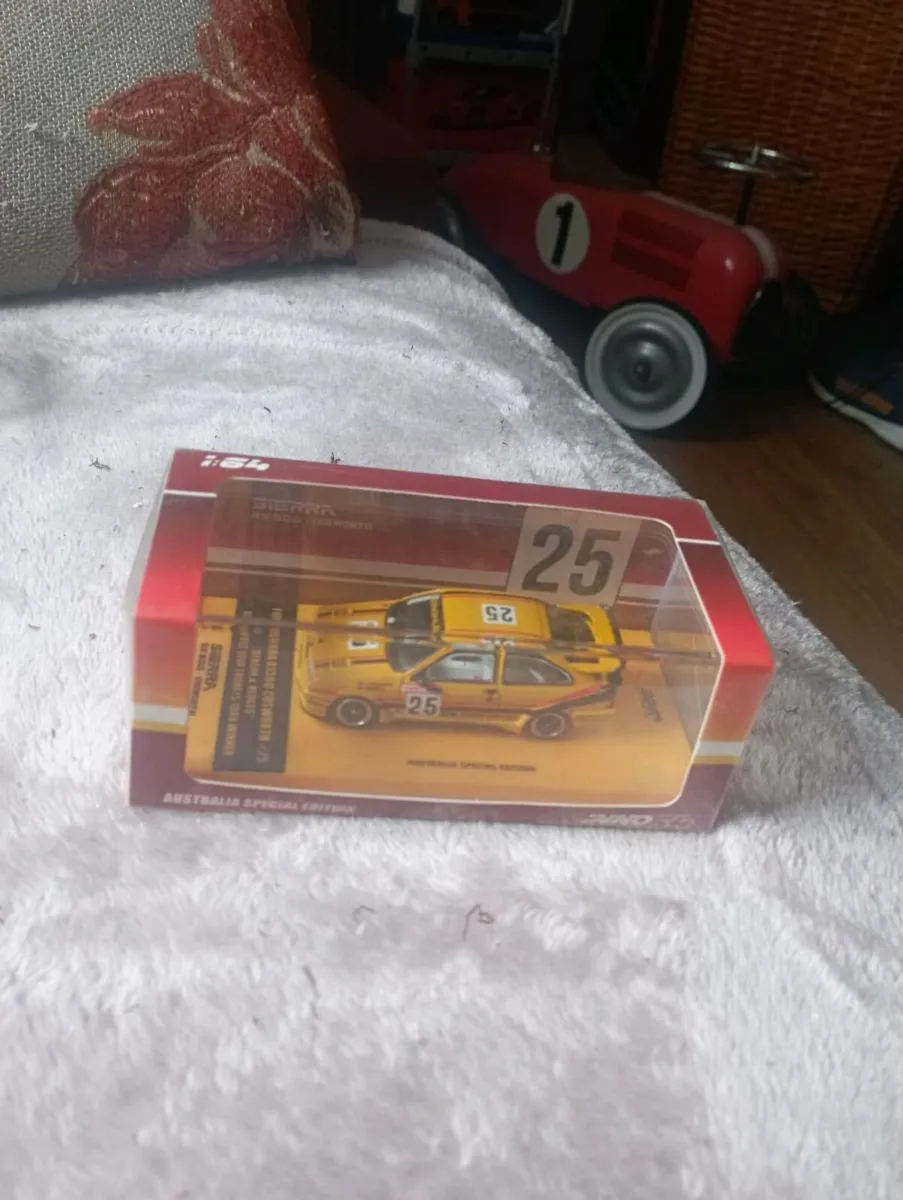 INNO  1-64 SCALE  1988 FORD SIERRA  REALLY  CAR. - Image 1