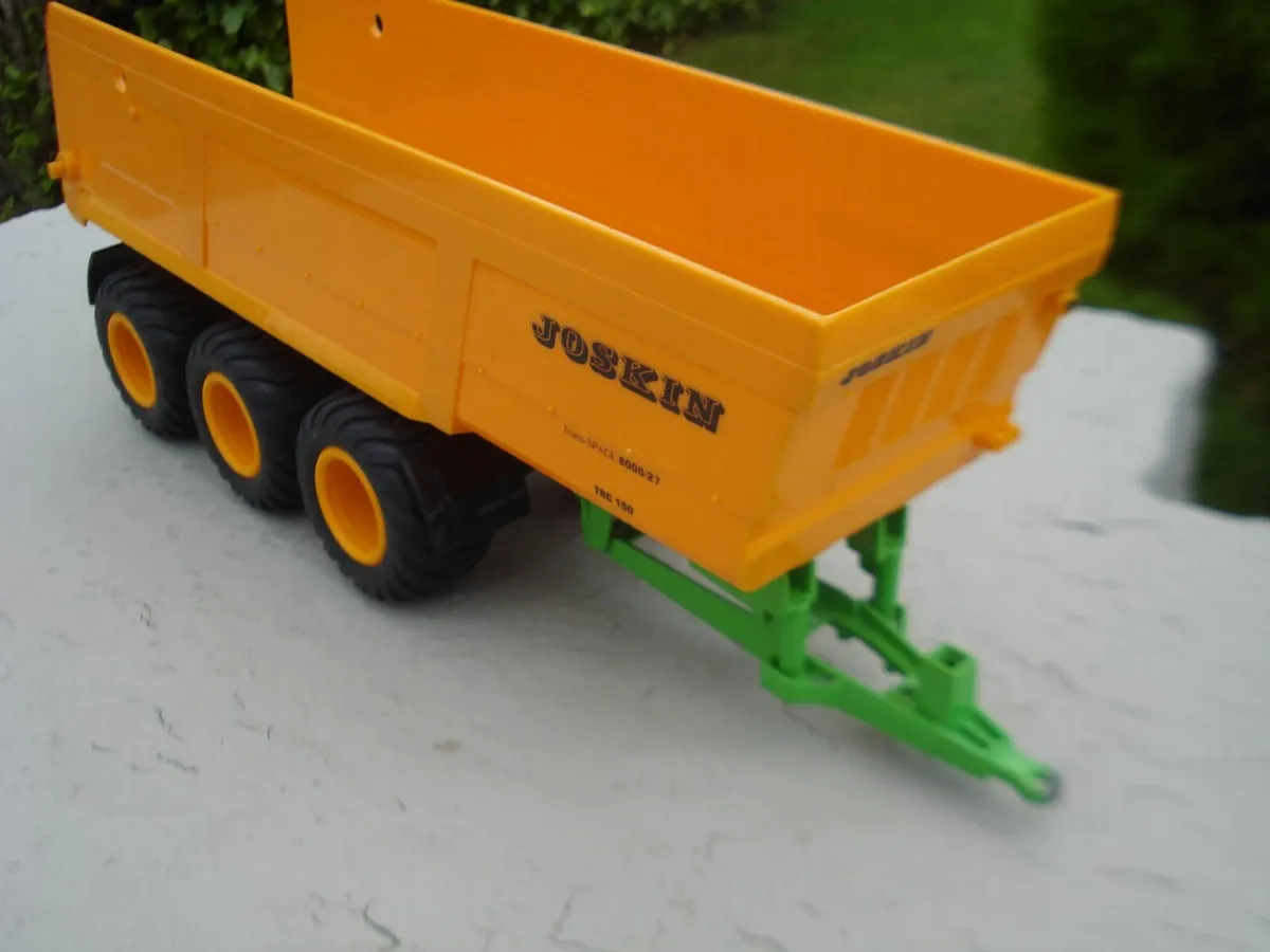 SIKU LARGE DIECAST METAL JOSKIN TRC150 TRAILER. - Image 4