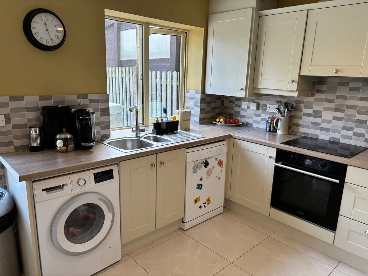 Good Kitchen for Sale - Image 2