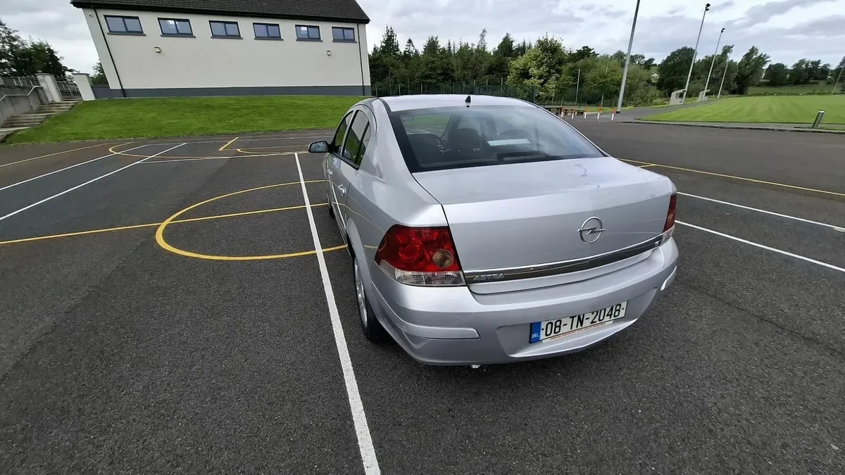 Opel Astra 2008 - Image 3