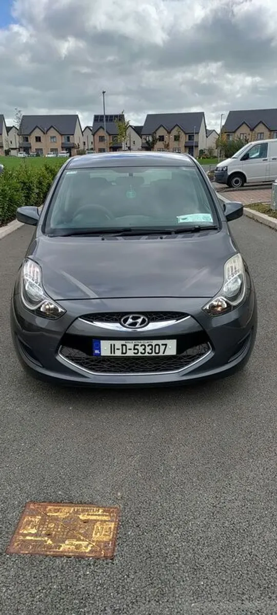 2011 Hyundai ix20 blue - Image 1