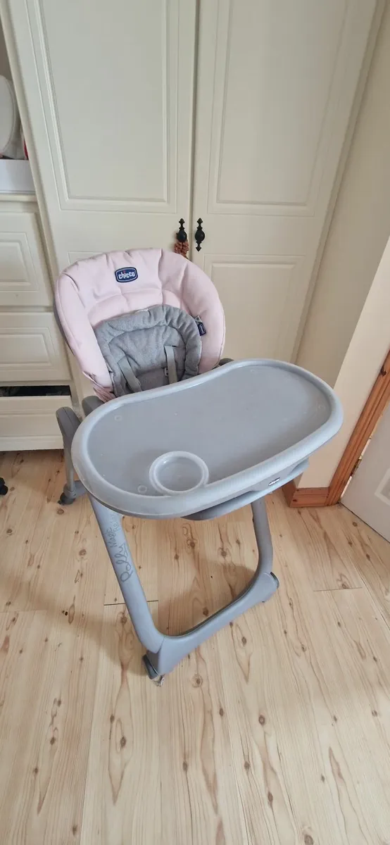 Baby chair - Image 1