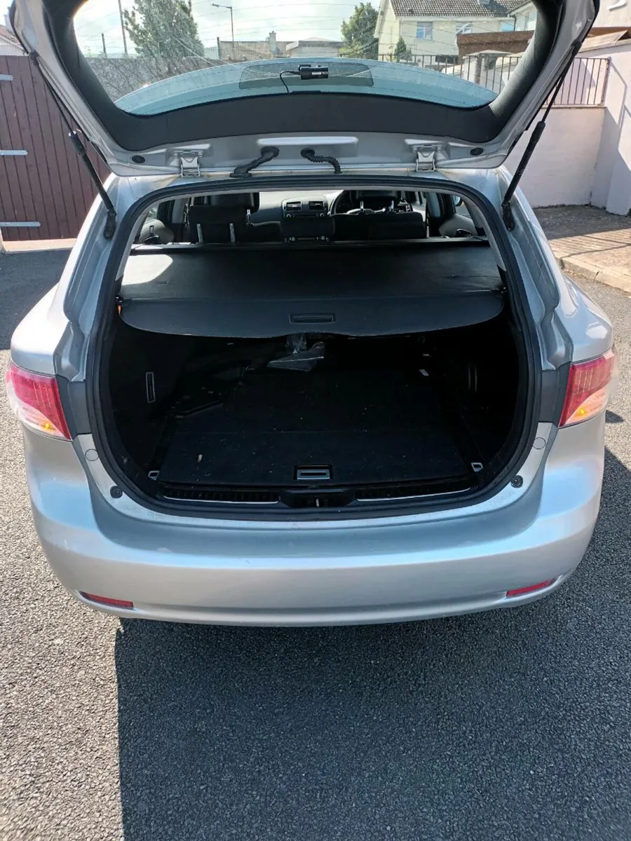 2011 Toyota avensis 2,0 d4d diesel New nct taxed - Image 4